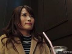 【高嶋ゆいかハメ撮り個人撮影】華奢な奥様、高嶋ゆいかのハメ撮り個人撮影クンニフェラプレイ動画。