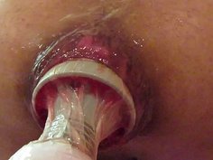 アナルから電マ取り出し　@natoriyukari