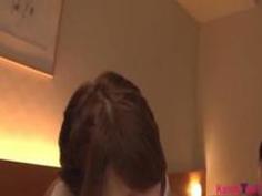 「勢い良いから奥までキタァ！！」可愛いJKを言いなりにする資産家オヤジ