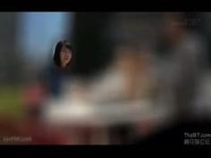 「え？え！？もう始まってるの！？」現役女子大生が友達の目の前で生ハメ開始！