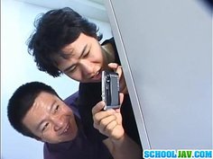 Toilet solo by young Kaori