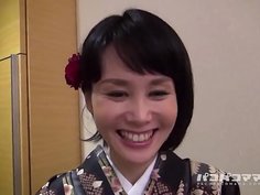 人妻なでしこ調教 ～大人気の美魔女を初調教～　相田ユリア 1