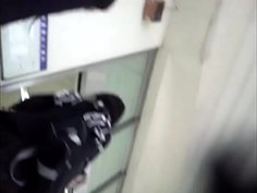 ミニスカJK逆さ撮り