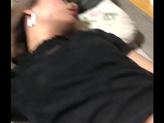 元カノ睡眠中にあそこを触る