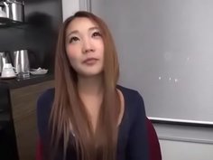 顔形、声、しゃべり方、、笑い方、知ってるキャバ嬢に似てる！ってか本人じゃね？