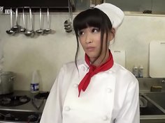 ファミレスで働くトロイ主婦 1