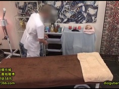 ＡＩＫＡ 今井キキ 藤本紫媛 松本メイ 前回のエロマッサージを期待して再訪するギャルたちｗ