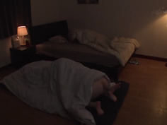 NHDTB-510 布団の中に少年を引き入れ逃がさない肉圧のしかかり騎乗位で何度も中出しさせるドスケベな巨尻ママ