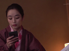 SDNM-270 本物人妻レーベルデビューの奥様たちの豪華共演！夫婦で温泉旅行に来ていた3人の人妻にあれよあれよと逆寝取りされ最後はハーレム逆4P