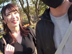 【これが爆乳革命だ！！】こんなご時世、デカ過ぎるくらいが丁度イイ！！！Jカップ美容師を彼女としてレンタル！口説き落として本来禁止のエロ行為までヤリまくった一部始終を完全REC！！イイ女過ぎるので今回は特別に超大型リムジンをチャーター！！車内で暴走するJ乳！！！ギン勃ちチ◯コを擦りまくる極上パイズリで思わず暴発射精！！！ホテルでもエロコスで、全裸で、ハメまくる！！！揺らせJ乳！！！ひたすら肉棒を求めてイキまくるほのかちゃんで抜きまくれ！！！「おっぱいで気持ちよ良くしてあげる♪」「イっちゃったっ！！だめだめストップぅ！！！」「中にいっぱい欲しいぃいっ！！！」 ほのかちゃん 26歳 エロ過ぎJカップ美容師