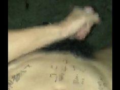 夜の公園で全裸落書き露出オナニー