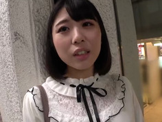 マジ軟派、初撮。 1625 パパ待ちの清楚美女をホテルに連れ込み写真撮影！撮影会はだんだんとハードな内容になっていき…。さっきまで大人しかったのにSEXになると喘ぐ喘ぐ！