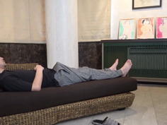 画家の友人に借金をしたら、担保代わりに妻がデッサンモデルをさせられました 加賀美さら