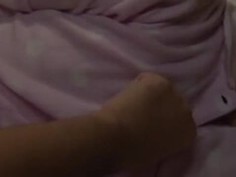 入院中の禁欲生活で欲求不満が爆発した美少女が深夜の激パコでマジイキ