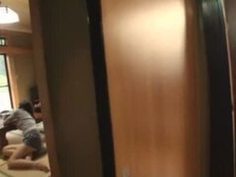 セクシーな黒髪娘がデカマラで膣奥までガン突きされてマジアクメ