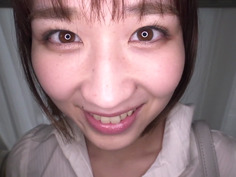 お仕事中の抜け駆けセックスにハマっている疼く子宮の淫乱TバックOL（某商社キャリア女子・Fカップ） 成海美雨