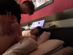 ピチピチの体を武器におじさんを骨抜きにする家出女子