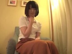 可愛い顔したうぶなロリっ子！乳首が感じやすい攻めで喘ぐ乳揺れ騎乗位ｓｅｘ