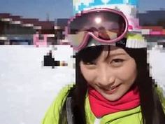 愛らしい少女は脱ぐとエロい☆『やん♪恥ずかしいよぉ 』それでも弄るとすぐに濡れてました☆