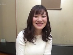 OKYH-063 なえ（20）推定Hカップ 箱根温泉郷で見つけた大学生 タオル一枚 男湯入ってみませんか？