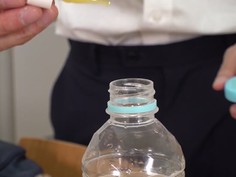 VRTM-471 タイトスカート穿いた心優しいデカ尻姉の絶対領域に欲情した弟！媚薬を飲ませると自らニーハイソックスを擦りつけながら淫らにパンツを滴らせカニバサミで中出しを求めた！SPECIAL 宮村ななこ＆梨々花