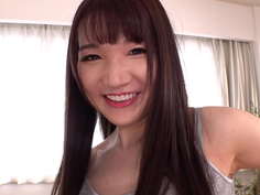 加納京香 41歳 弾ける笑顔の清楚妻 旦那に内緒で初撮りAVデビュー！ ＜ダイジェスト付き＞