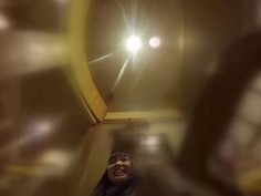 SHE-432 居酒屋デート中カップルの彼氏の隙を狙って彼女をナンパ！押しに弱い素人娘横取り酒場